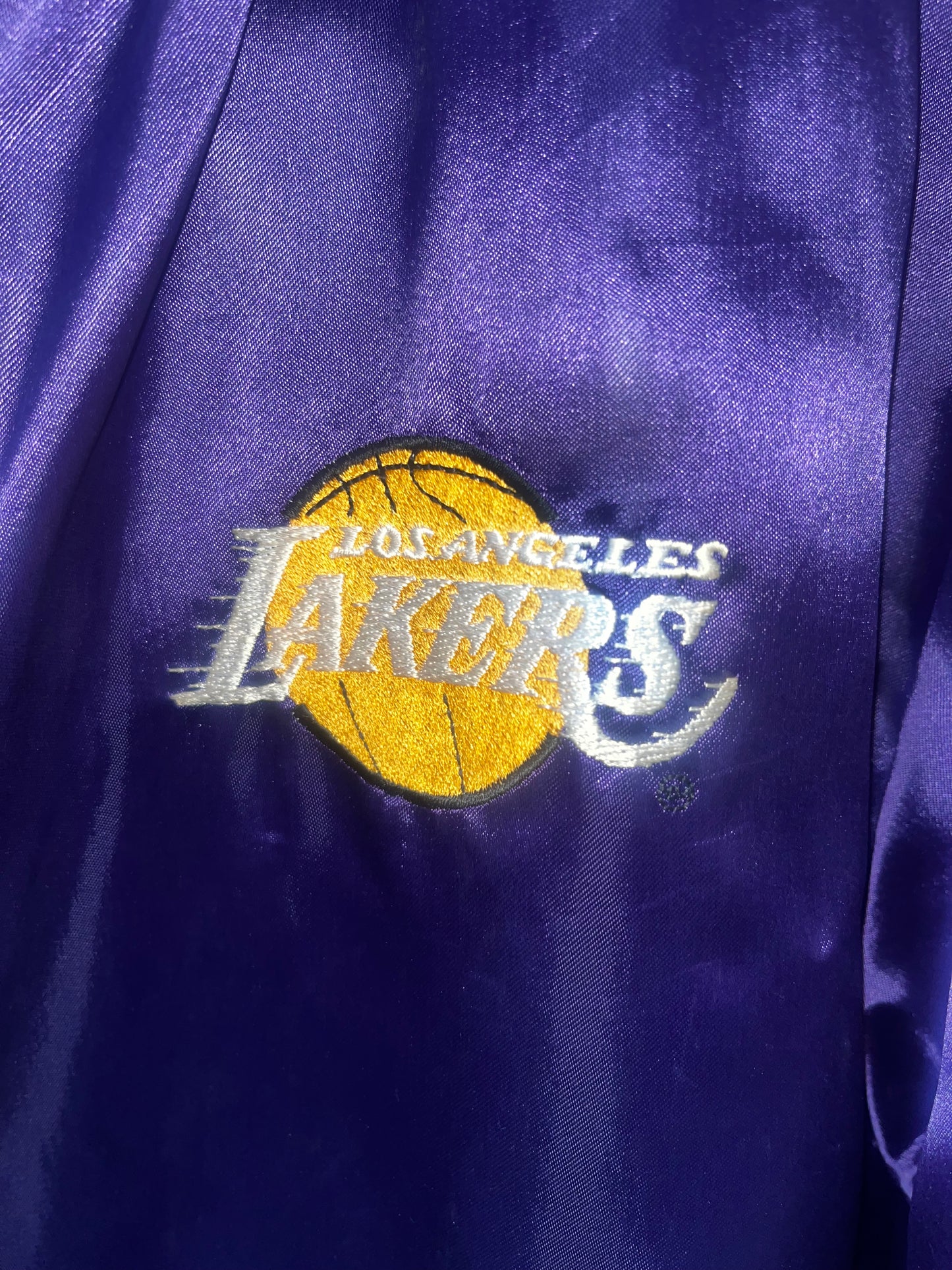 VINTAGE LAKERS JACKET SIZE LARGE