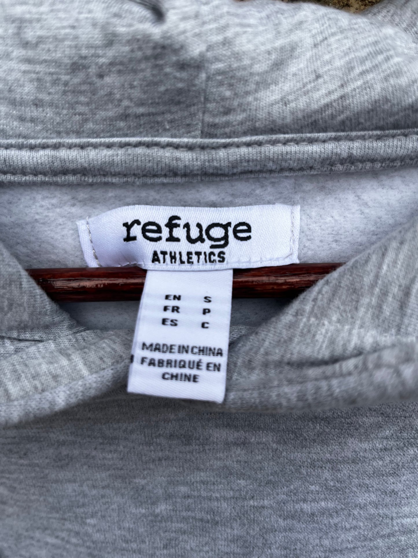 REFUGE ATHLETICS HOODIE SIZE SMALL GREY