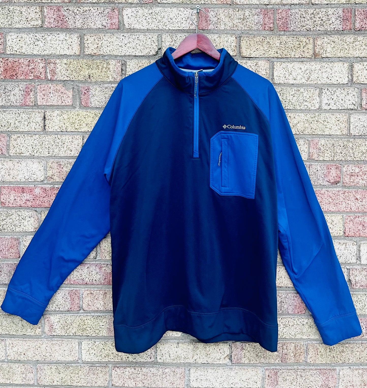 COLUMBIA SWEATSHIRT SIZE XL