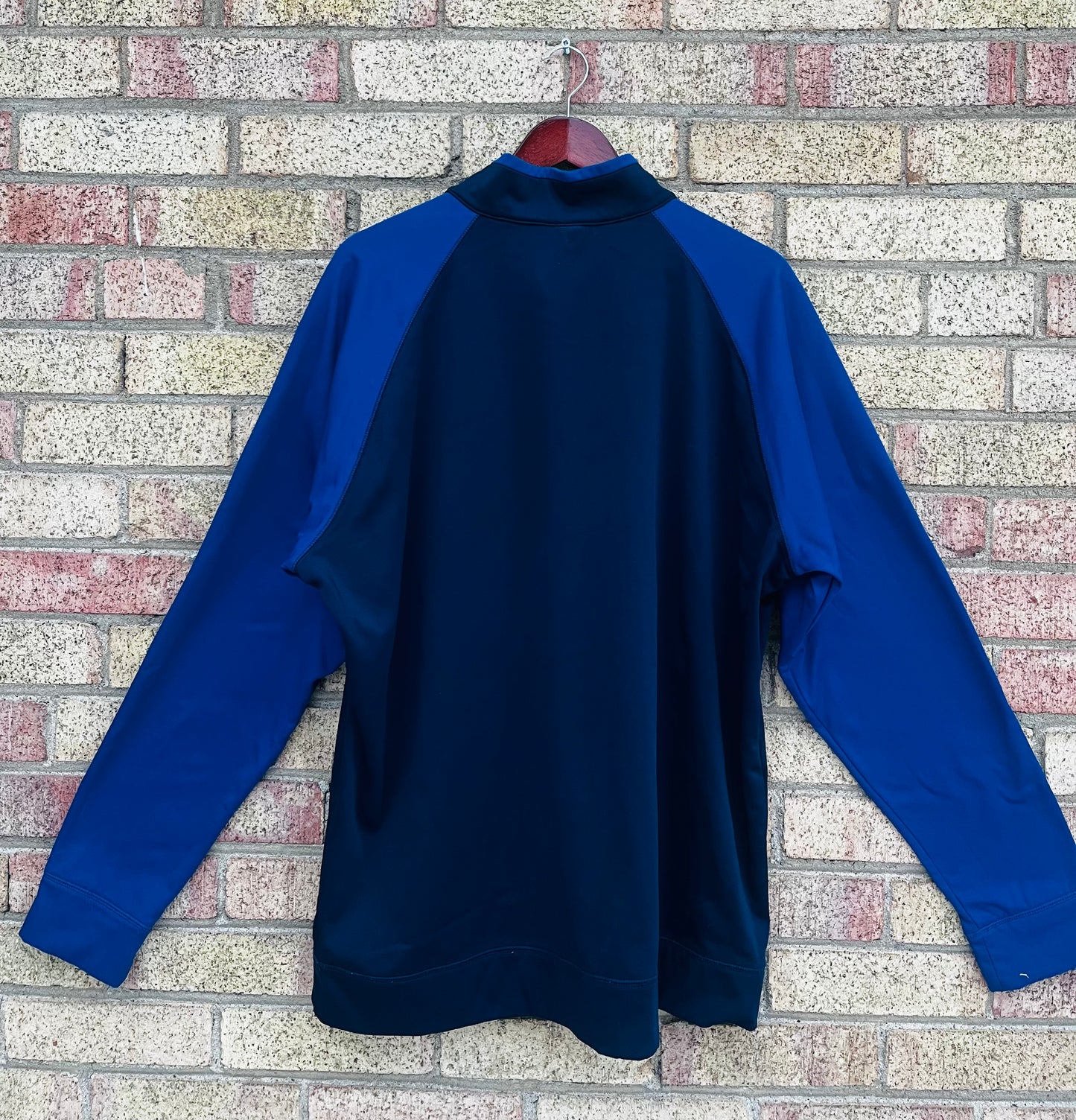 COLUMBIA SWEATSHIRT SIZE XL