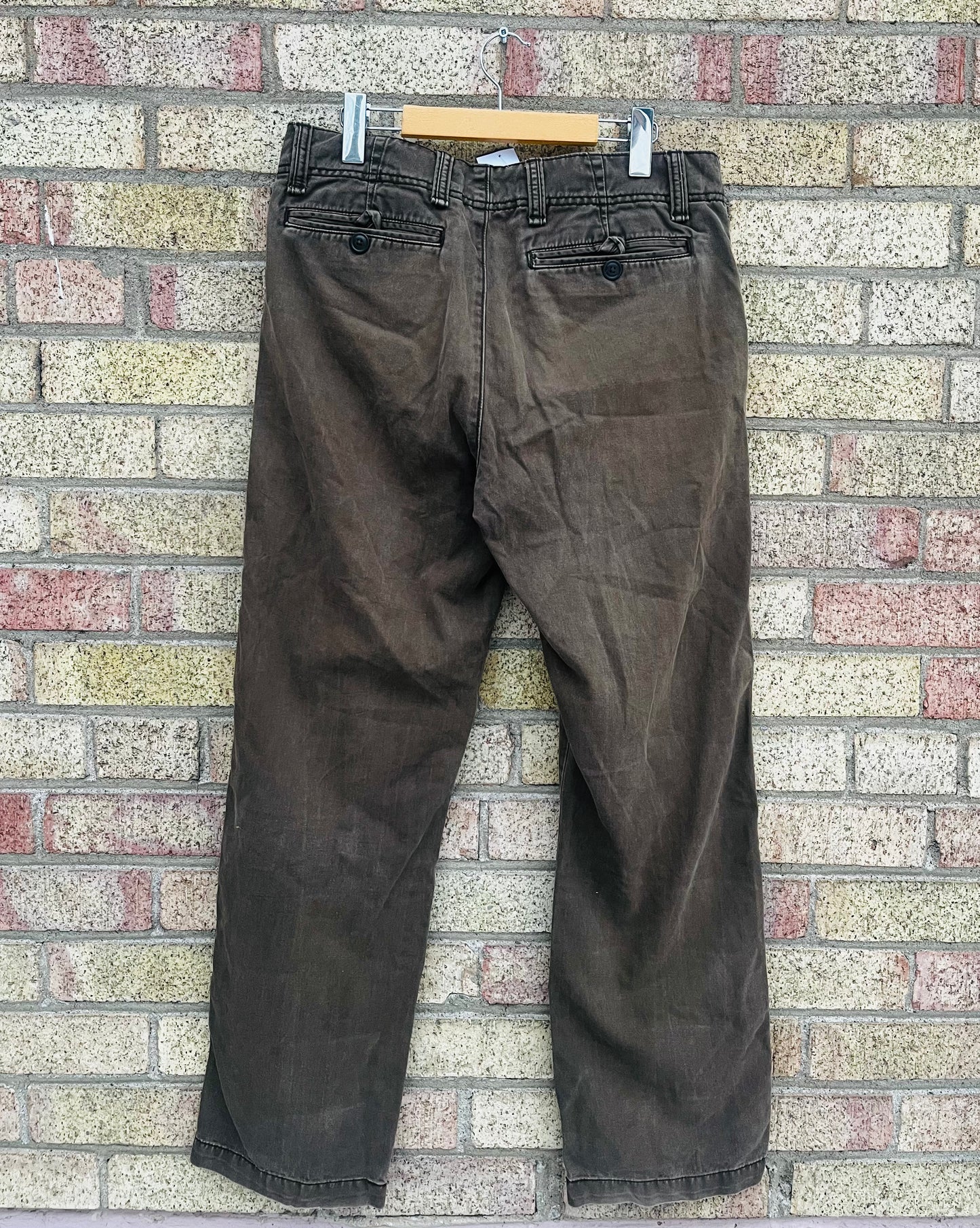VINTAGE OLD NAVY 31X32 KHAKI PANTS