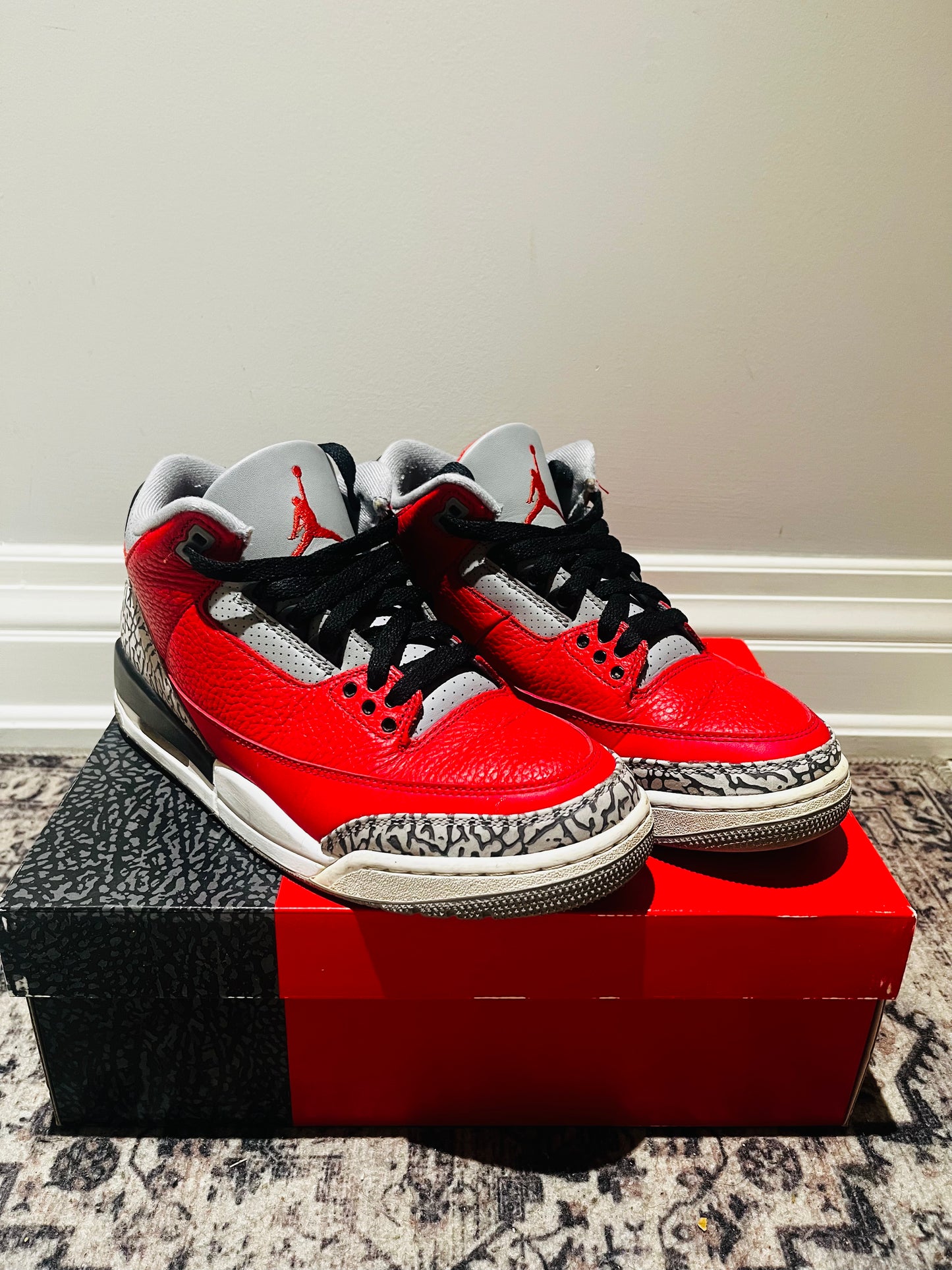 Nike Air Jordan Retro 3 SE Unite Fire Red Cement Size MENS US 8