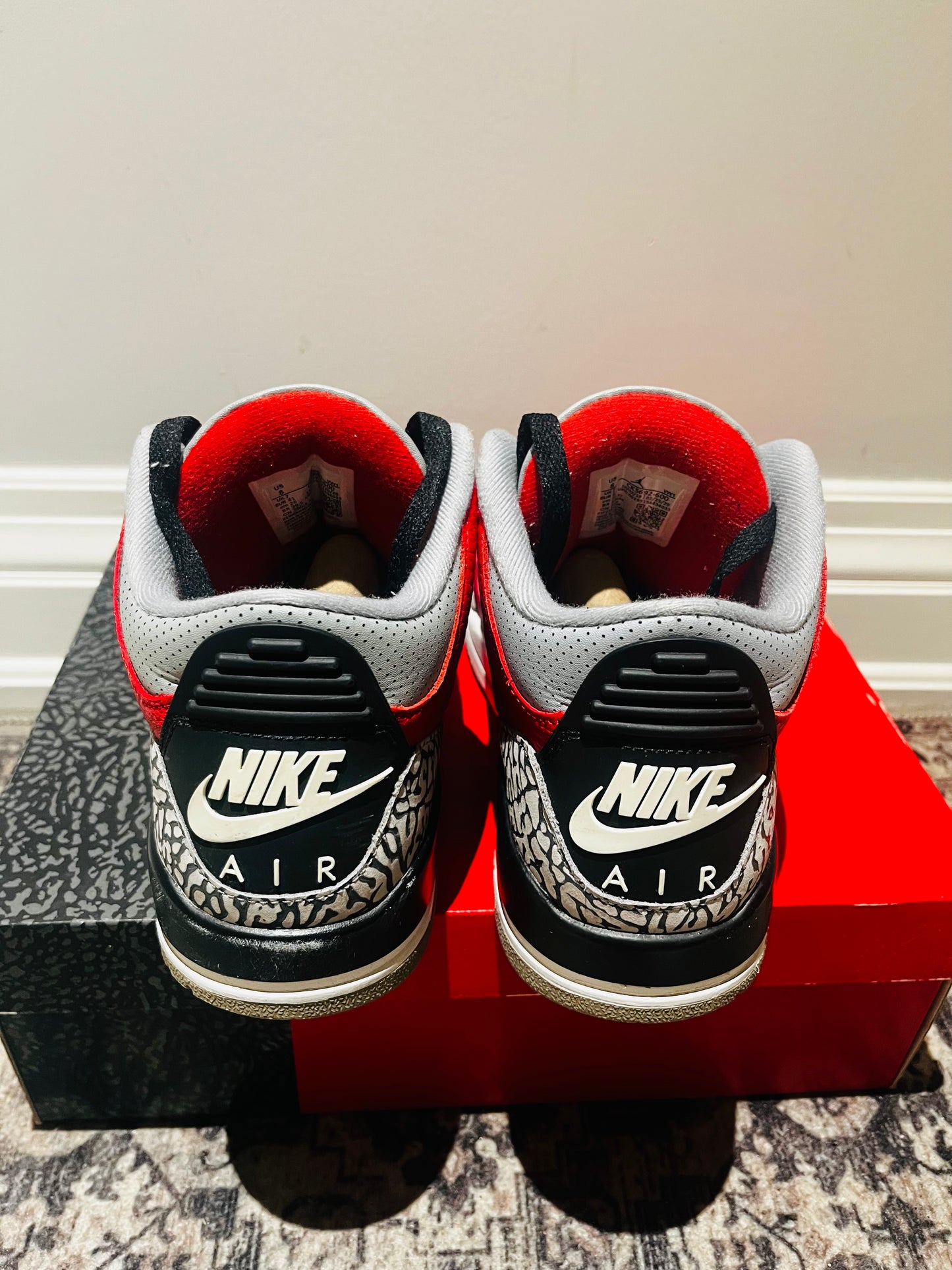 Nike Air Jordan Retro 3 SE Unite Fire Red Cement Size MENS US 8