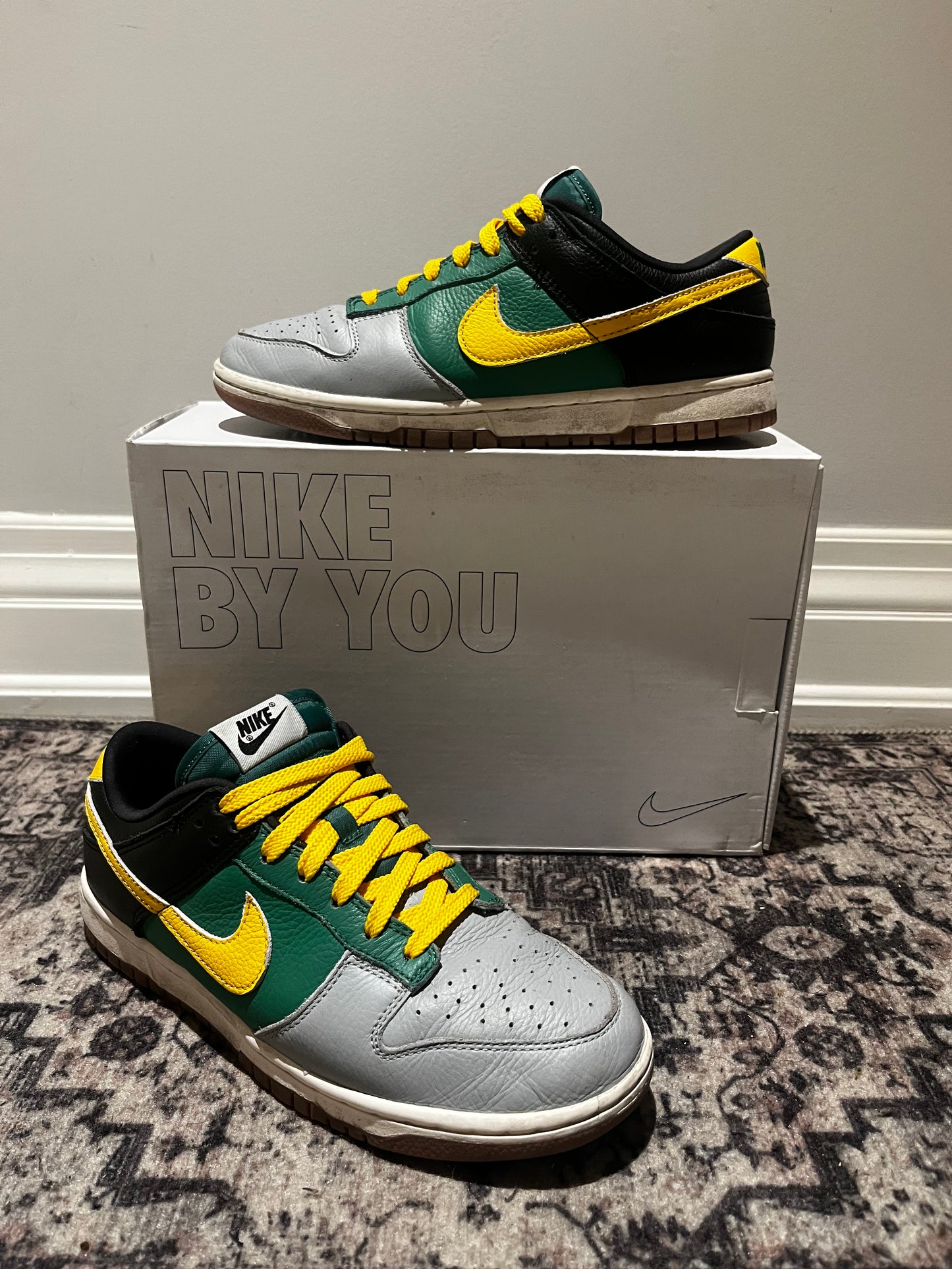 NIKE BY YOU CUSTOM DUNKS SIZE MENS US 8