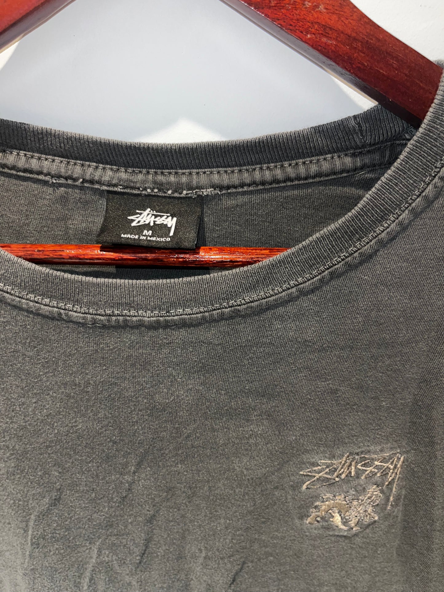 VINTAGE STUSSY LONG SLEEVE TSHIRT SIZE MEDIUM