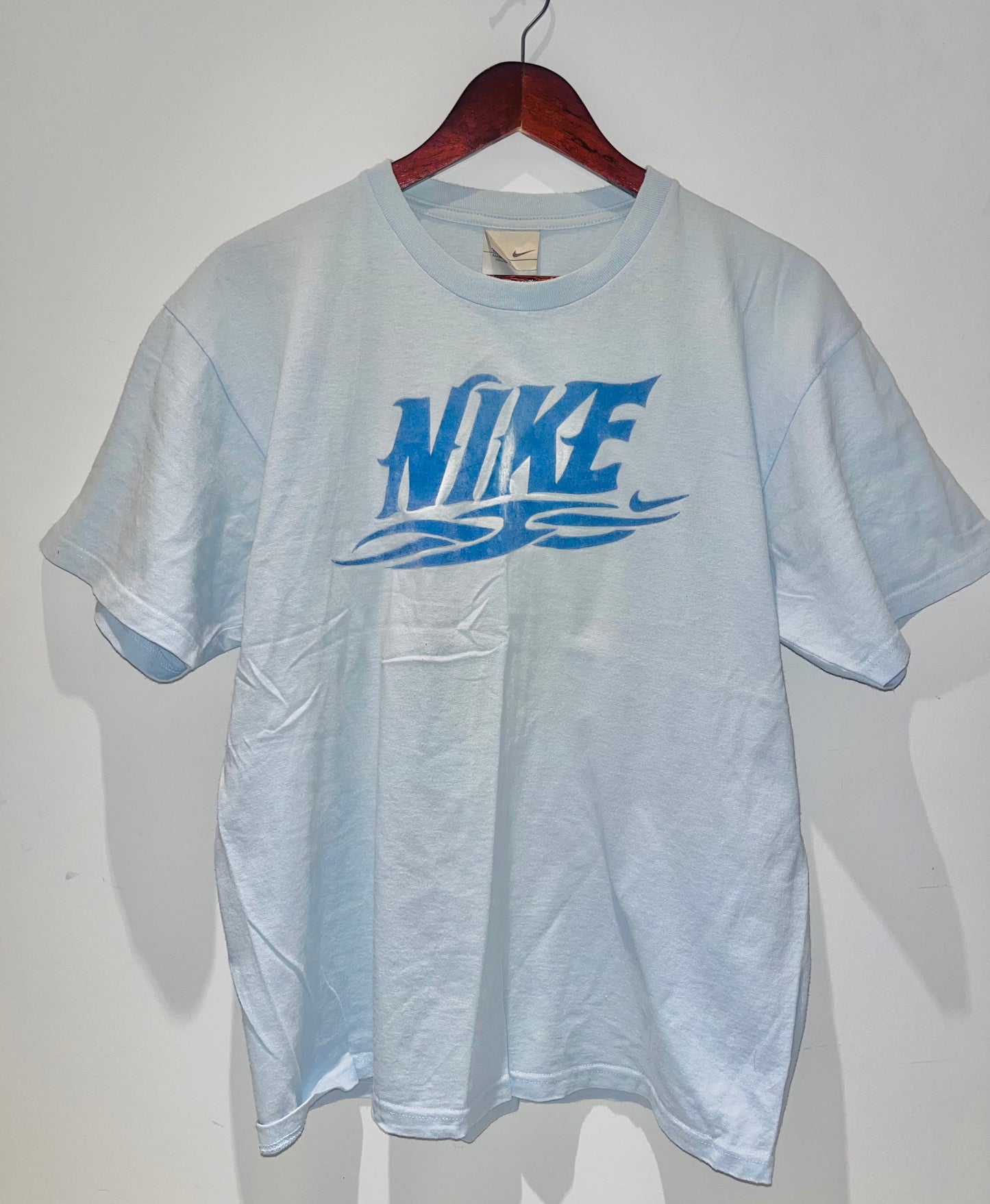 VINTAGE NIKE TSHIRT, SIZE MEDIUM