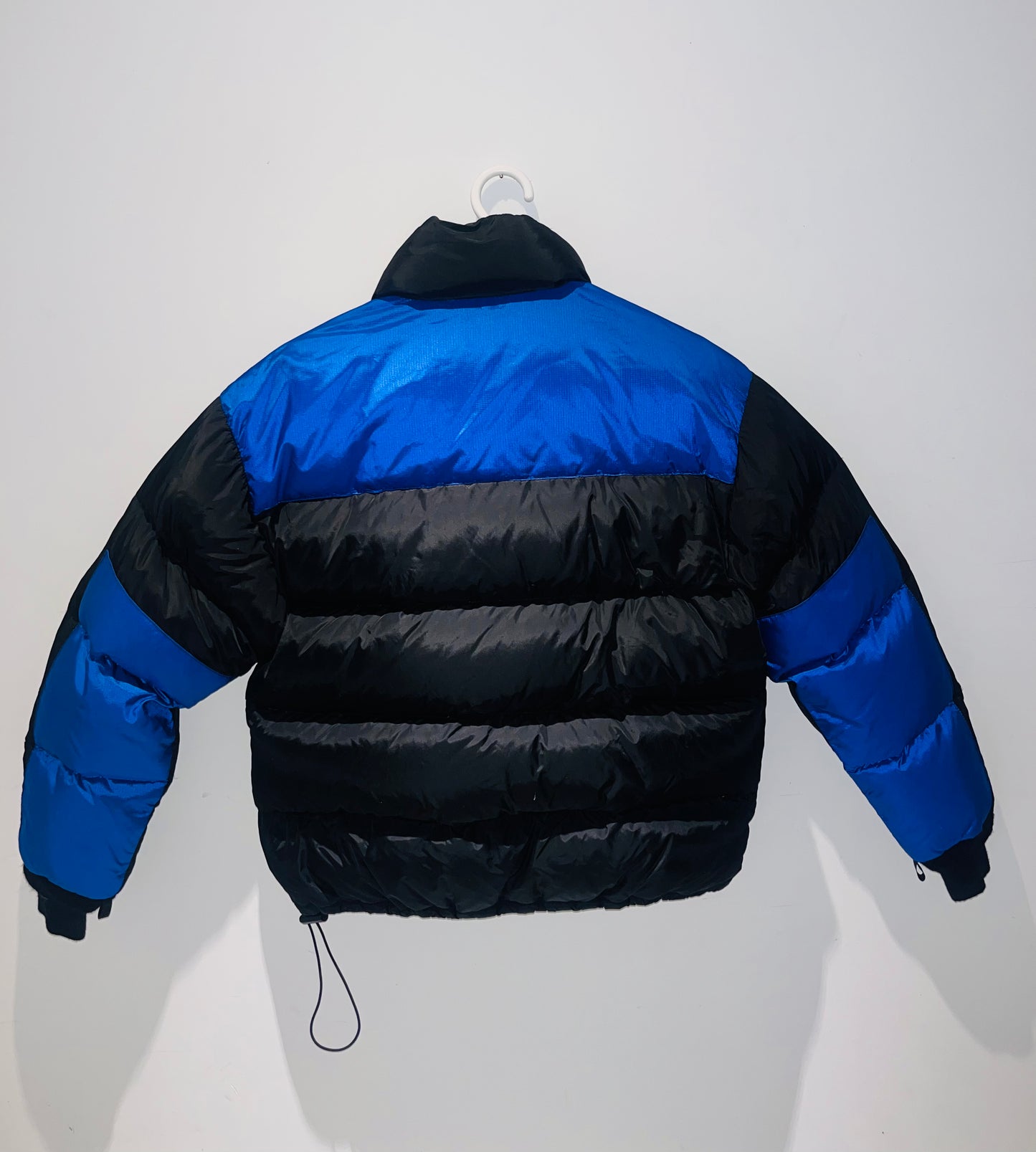 VINTAGE FARWEST PUFFER JACKET SIZE MEDIUM