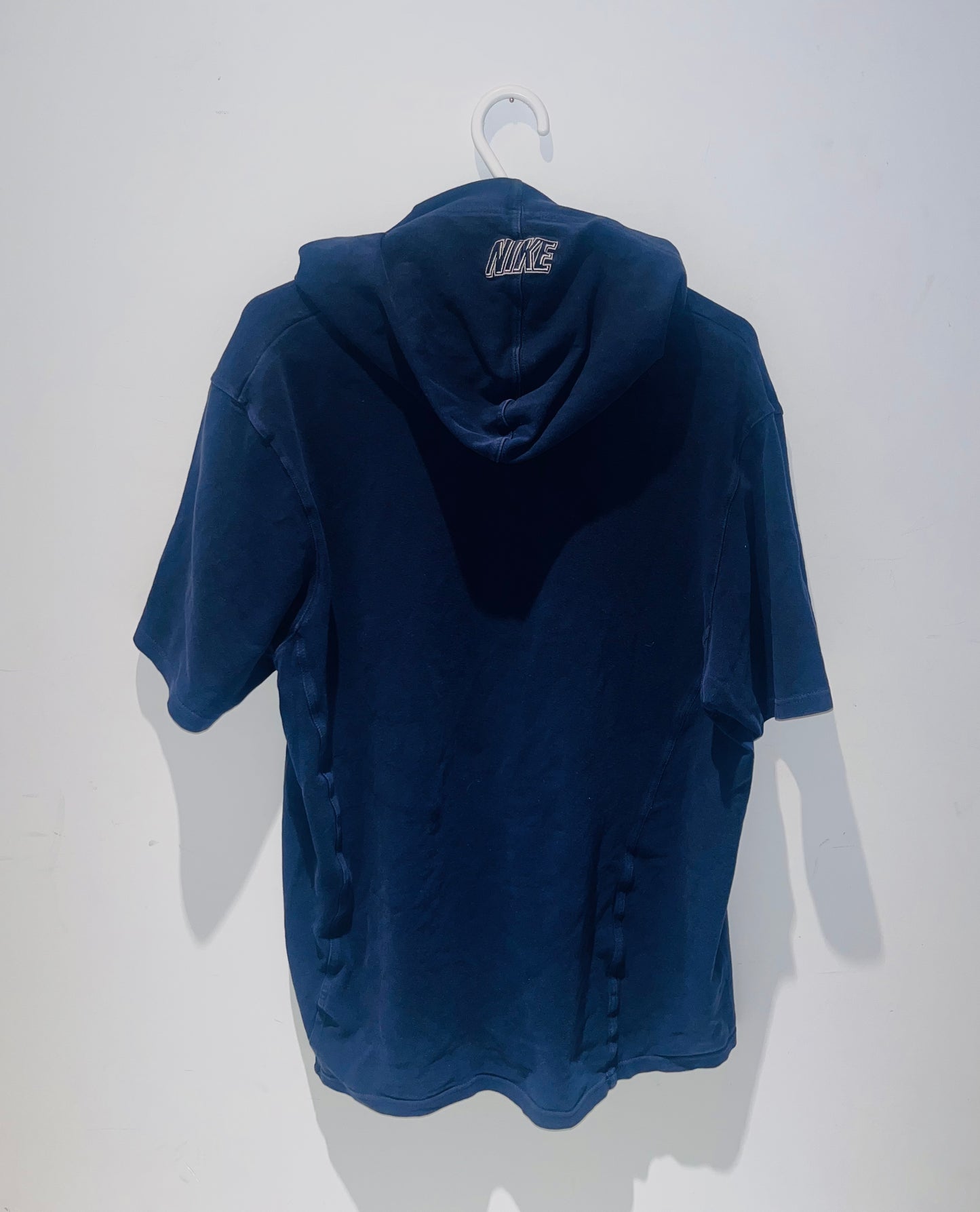 NIKE HALF SLEEVE SWEATSHIRT SIZE MEDIUM