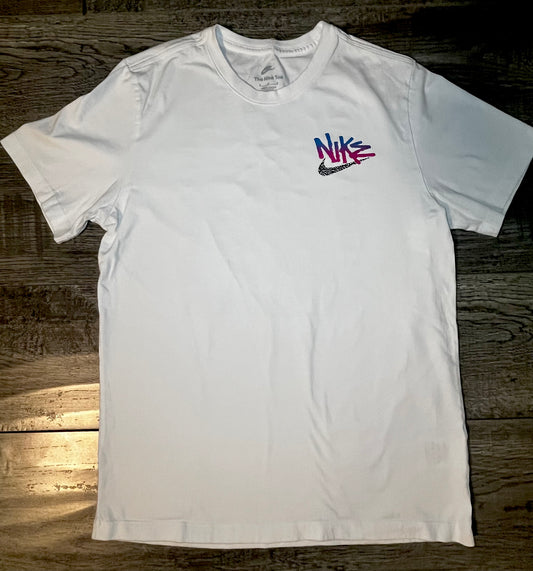 VINTAGE NIKE WHITE TSHIRT SZ MEDIUM