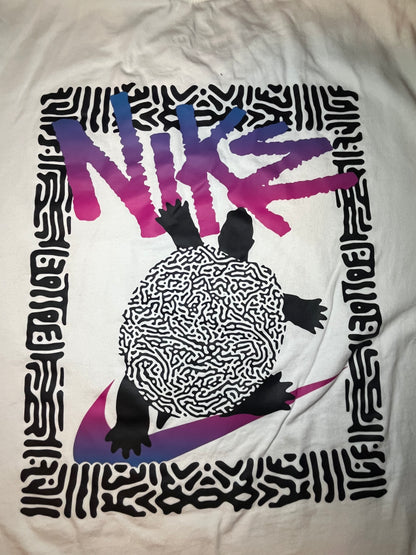 VINTAGE NIKE WHITE TSHIRT SZ MEDIUM