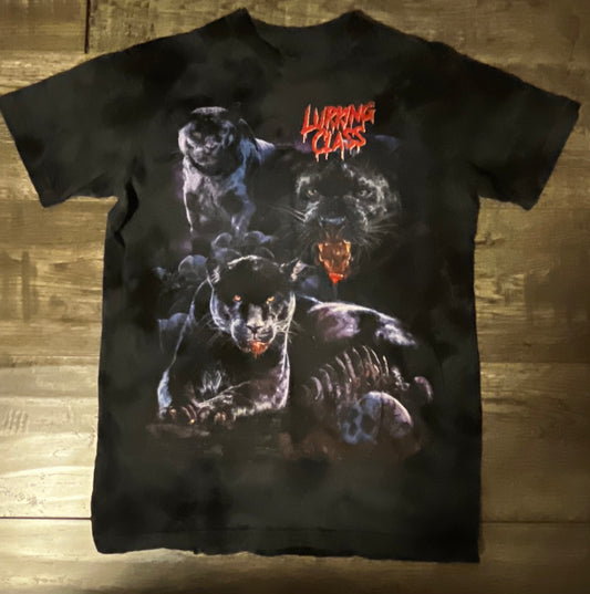 VINTAGE LURKING CLASS TSHIRT SIZE SMALL