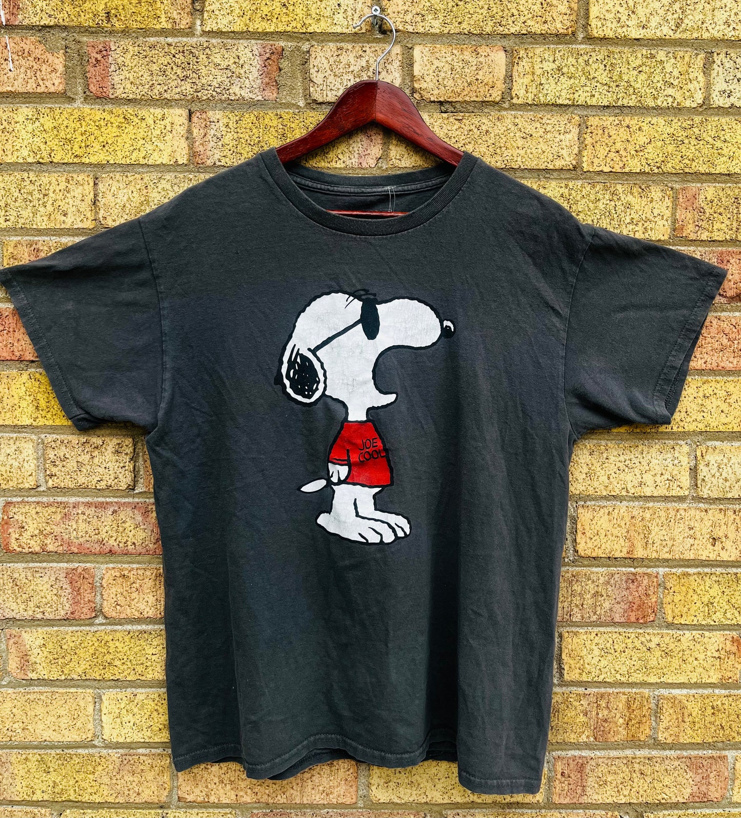VINTAGE SNOOPY TSHIRT SIZE LARGE