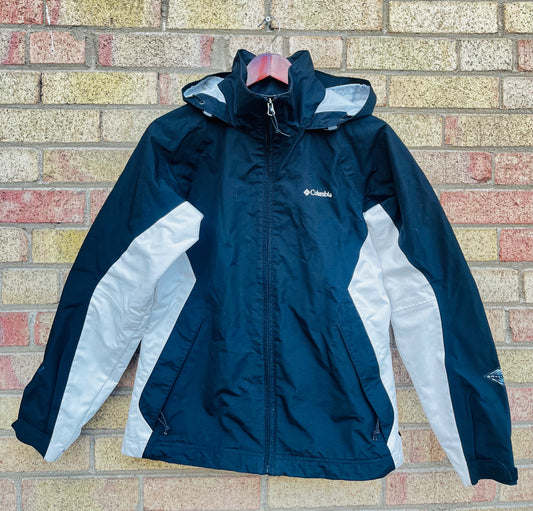 COLUMBIA WOMENS BLACK JACKET SIZE MEDIUM