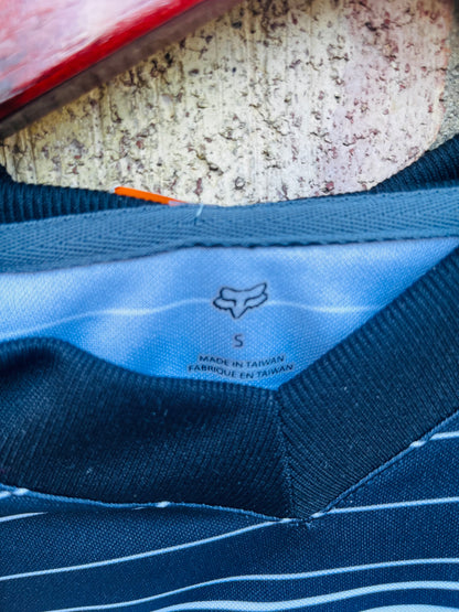 FOX LONG SLEEVE SHIRT SIZE SMALL