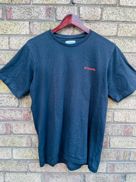 VINTAGE COLUMBIA TSHIRT SIZE LARGE