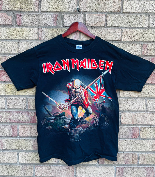 VINTAGE IRON MAIDEN TSHIRT BLACK SIZE MEDIUM