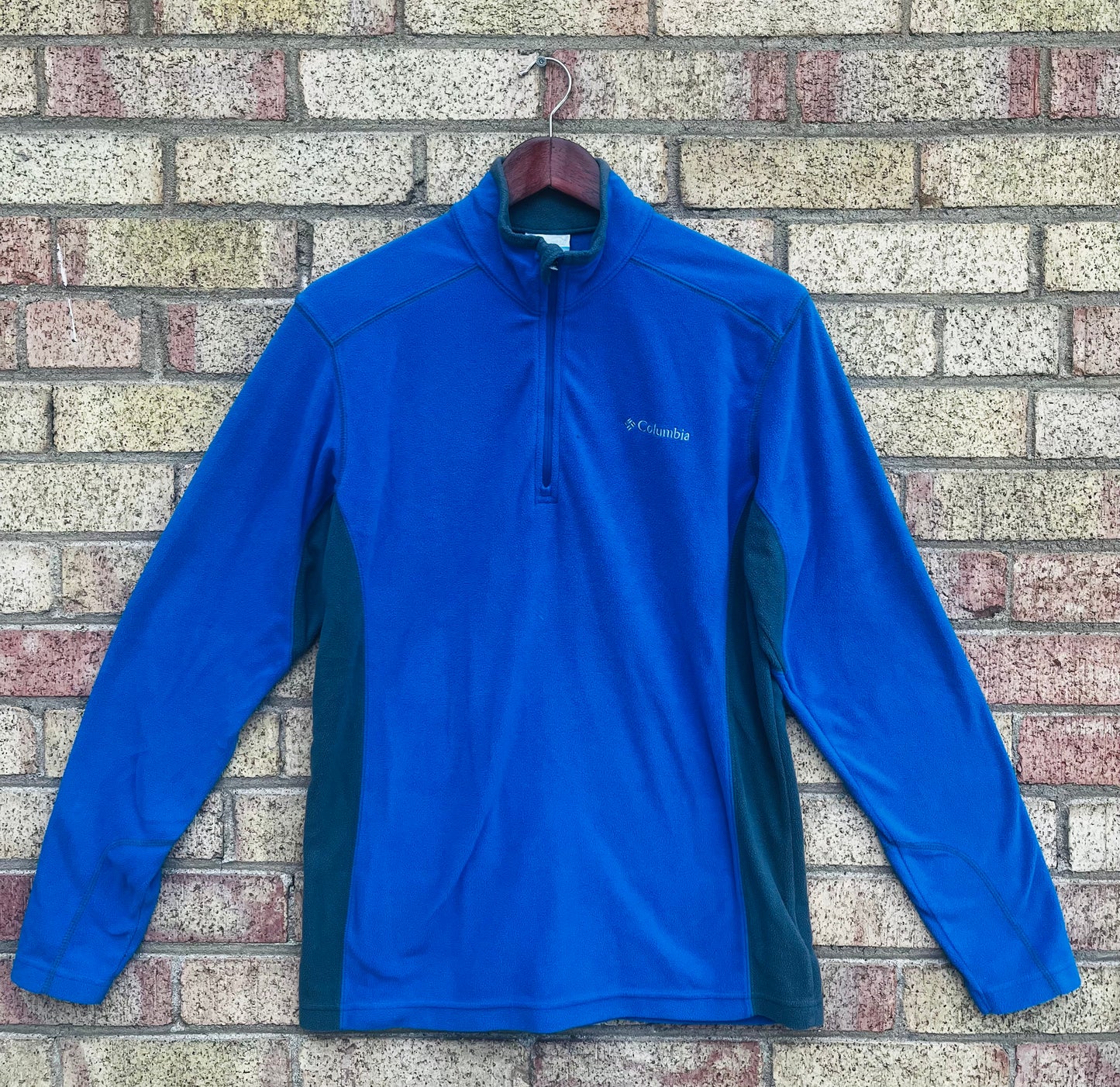 COLUMBIA SWEATSHIRT SIZE S