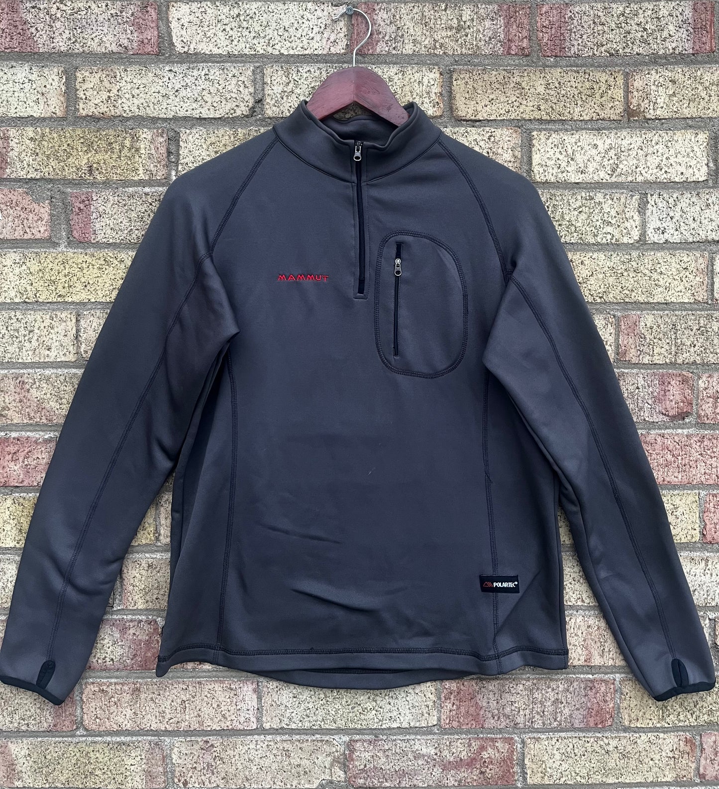 MAMMUT SWEATSHIRT SIZE M