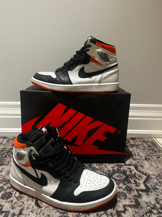 NIKE AIR JORDAN 1 RETRO HIGH ELECTRO ORANGE SIZE MENS US 8