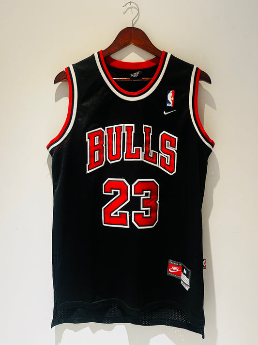 Vintage Nike JORDAN #23 Chicago Bulls Black NBA Jersey Size M