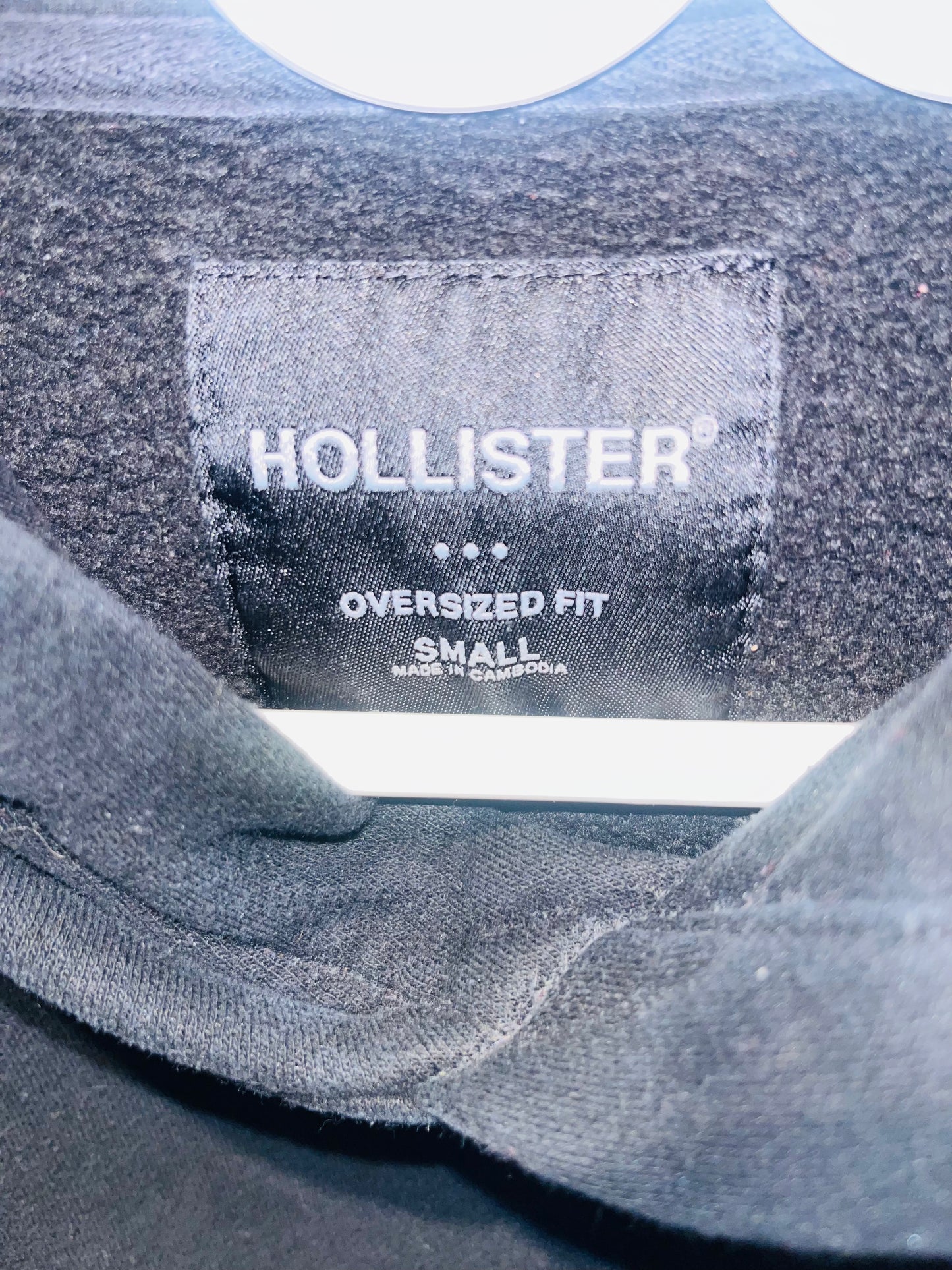 HOLLISTER BLACK OVERSIZED SWEATSHIRT SIZE SMALL