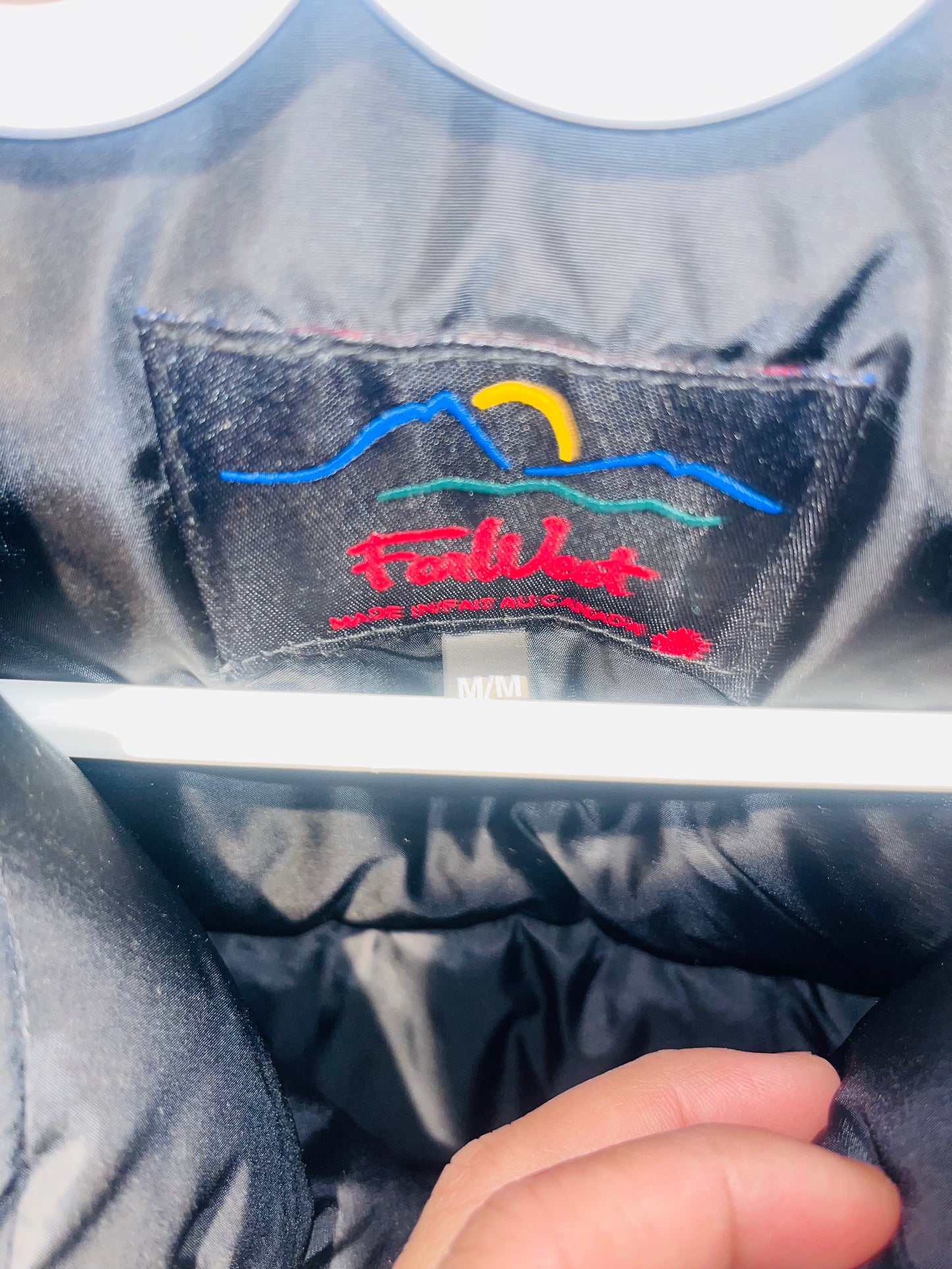 VINTAGE FARWEST PUFFER JACKET SIZE MEDIUM
