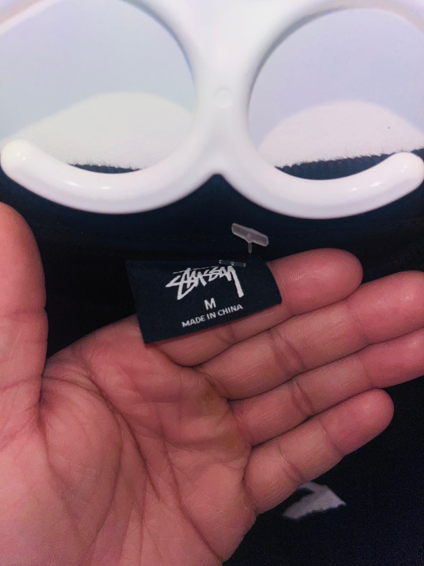STUSSY BLACK SWEATSHIRT SIZE MEDIUM