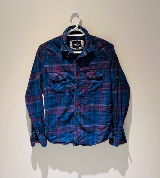 VINTAGE DENIM AND DEVILS FLANNEL BUTTON UP SHIRT SIZE SMALL