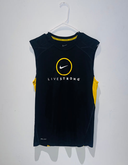 VINTAGE LIVESTRONG TANKTOP SIZE SMALL